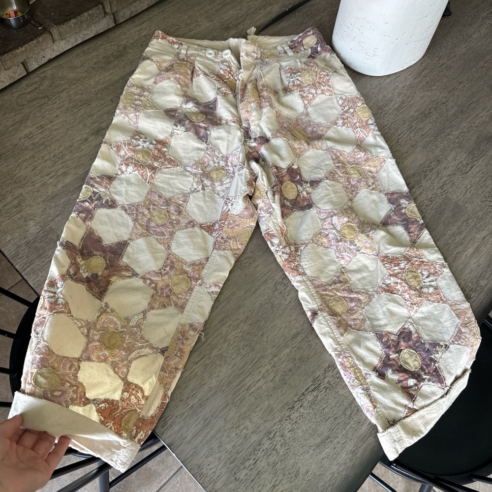 Magnolia pearl quilt pants